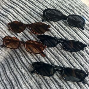 Mixed Lot of 5 Vintage-Style Oval Sunglasses - Black & Tortoiseshell